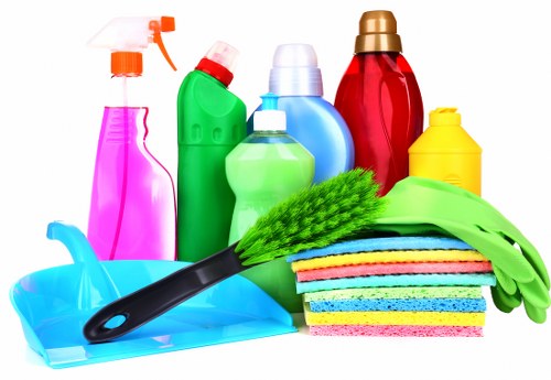 Deep cleaning service for a Highbury home interior