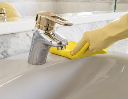 Detailed cleaning work by a Highbury cleaner in a modern property
